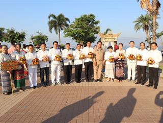 13.03.68 ร่วมแห่ผ้าและสรงน้ำพระธาตุจอมทอง